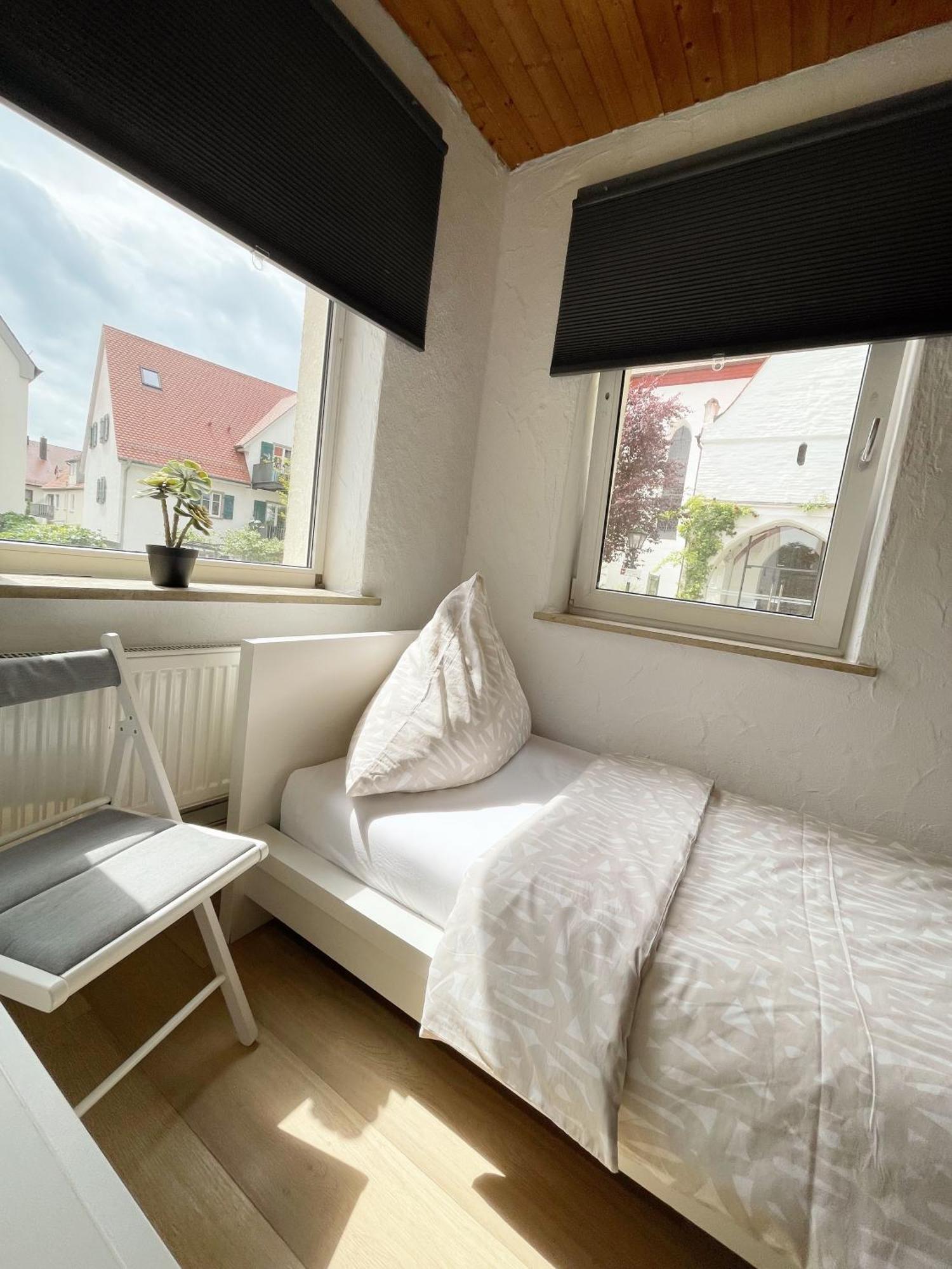 Haus Leipheim Exterior foto